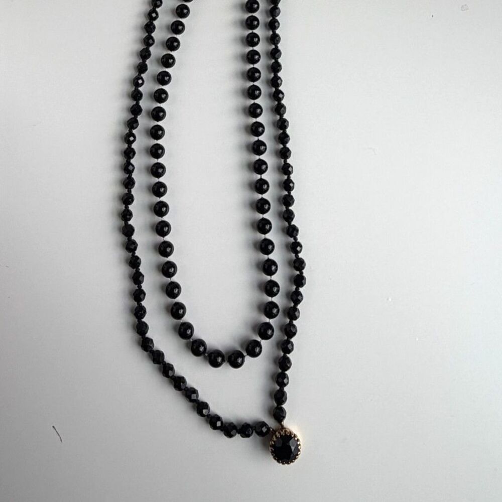 Black Beaded Pendant Necklace Gold Tone Setting Faceted Crystal Beads Necklace